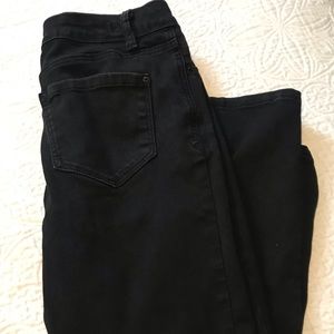 Kenzie Black Skinny Jean